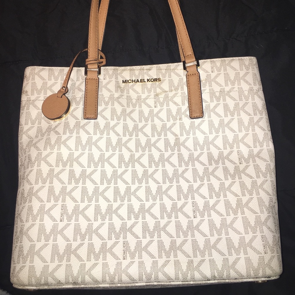 Michael kors purse